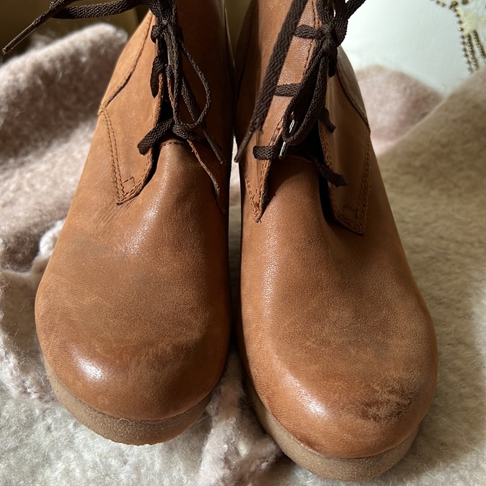 Lucky Brand lace up wedge booties. - Picture 5 of 15